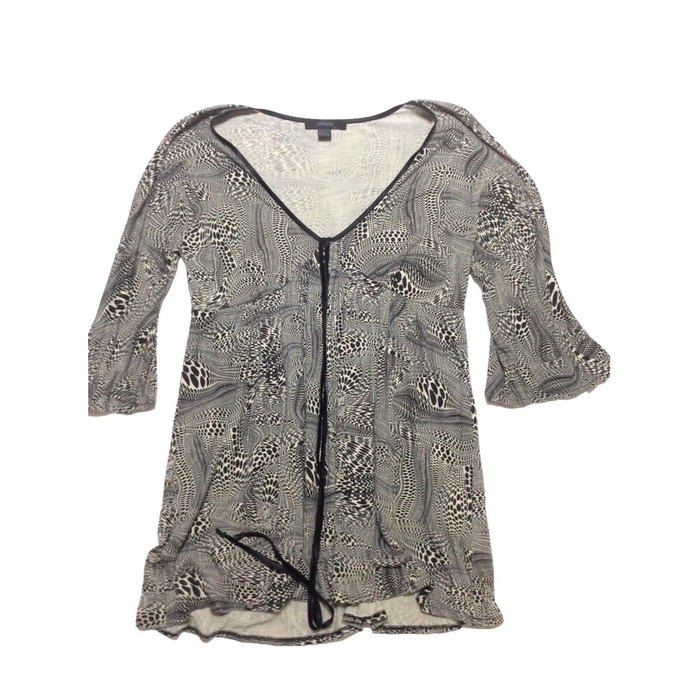 Express Women's Black Animal Print  V-neck 3/4 Sleeve Blouse Size Medium